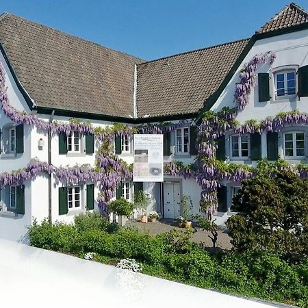 Rhein River Guesthouse - Direkt Am Rhein Леверкузен Экстерьер фото