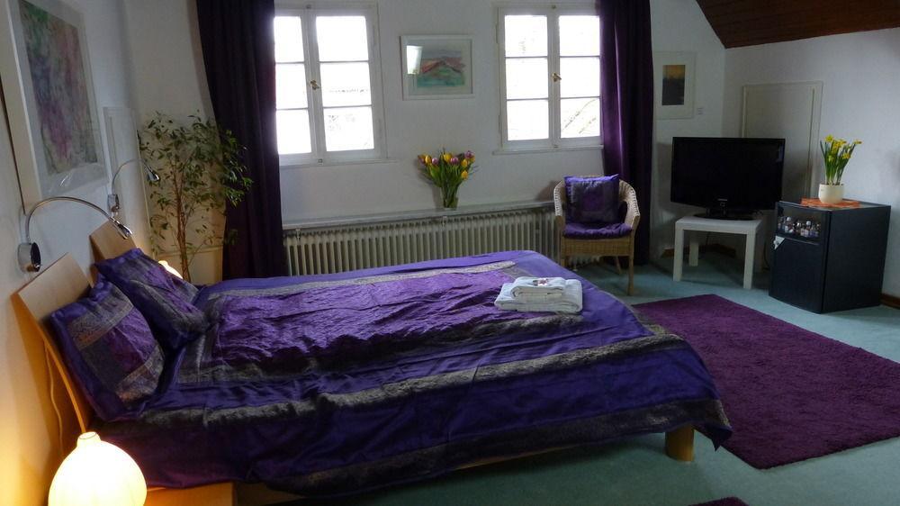 Rhein River Guesthouse - Direkt Am Rhein Леверкузен Экстерьер фото